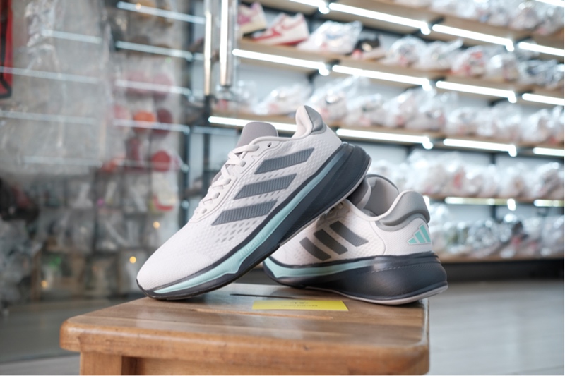 Giày chạy bộ Adidas Response Super Grey JI4316