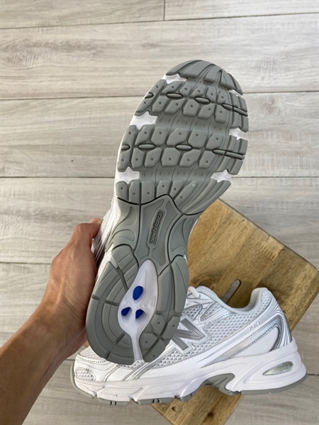 Giày New Balance 740 White Silver U740WM2