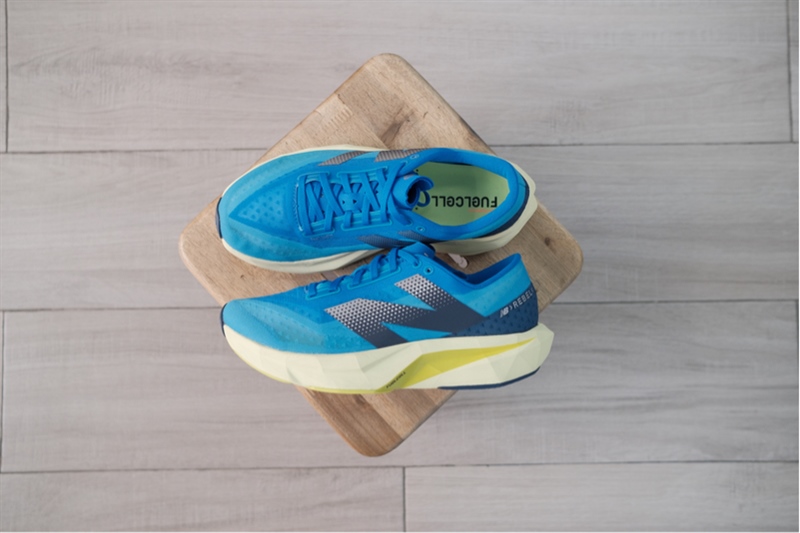 Giày New Balance Fuelcell Rebel V4 Blue MFCXLQ4