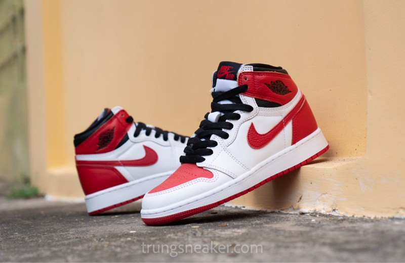Giày Nike Air Jordan 1 Retro High OG 'Heritage' 575441-161