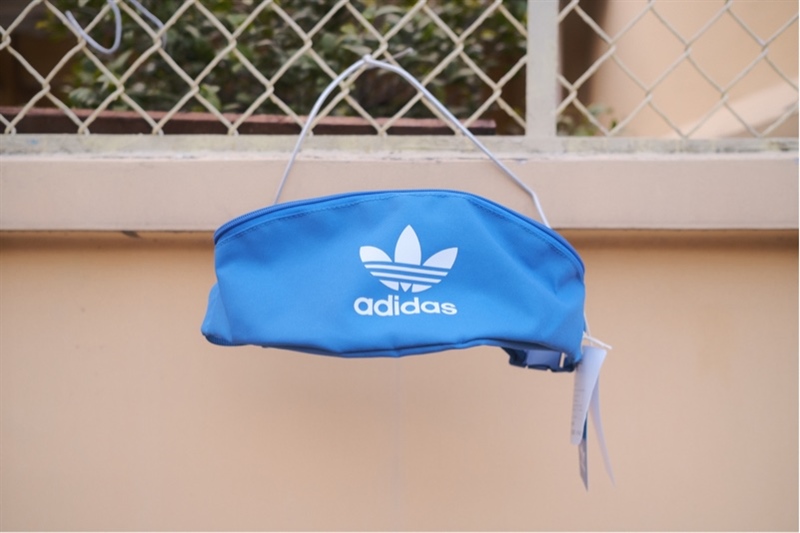 Túi đeo hông Adidas Adicolor Blue IX7467