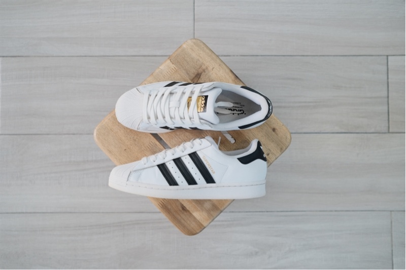 Giày Adidas Super Star White Black Gold EG4958 2hand