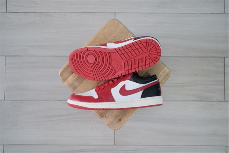 Giày Air Jordan 1 Low Chicago DC0774-160