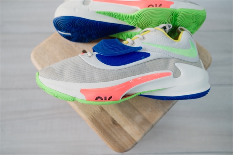 Giày bóng rổ Nike Freak 3 Primany DA0695-100 2hand