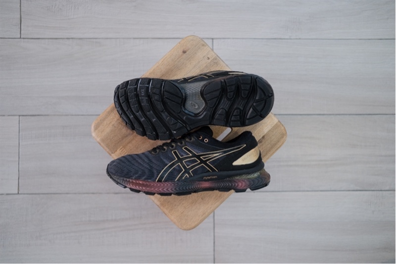 Giày chạy bộ Asics Gel Nimbus 22 1011A779-020 2hand