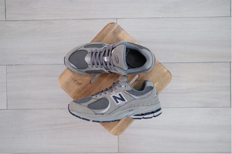 Giày New Balance 2002r Gray M2002RA - 42.5