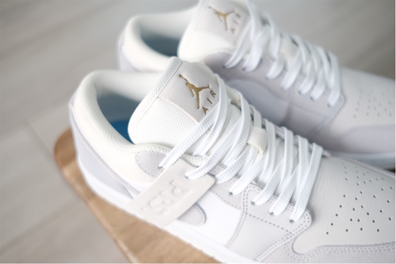 Giày Air Jordan 1 Low Paris CV3043-100 - 41