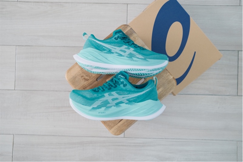 giay chay bo asics superblast 2 mint 1013a142 400 5