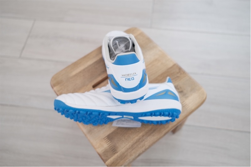 Giày đá banh Mizuno Morelia Neo 4 Pro TF P1GD243525 - 40