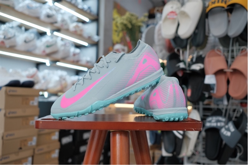 Giày đá banh Nike Zoom Vapor 16 Pro TF FQ8687-301