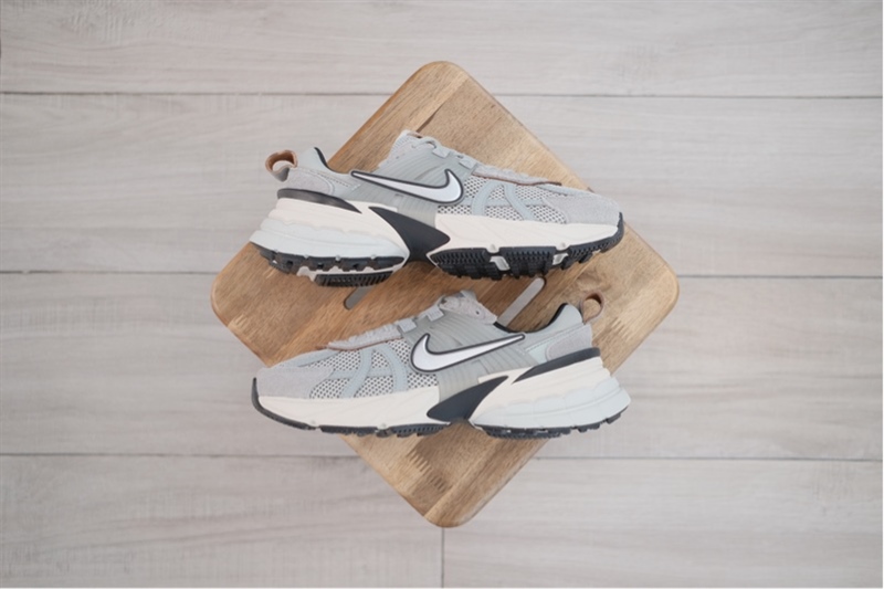Giày Nike chính hãng V2K Run Grey FN6703-003 - 38