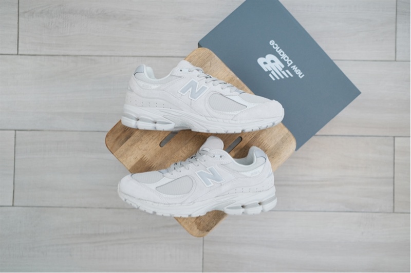Giày New Balance 2002R Light Gray U2002RGR