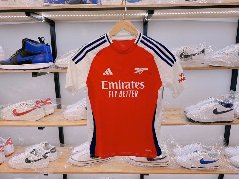 Áo đá banh Adidas Arsenal 24/25 sân nhà Red Jersey IS8141