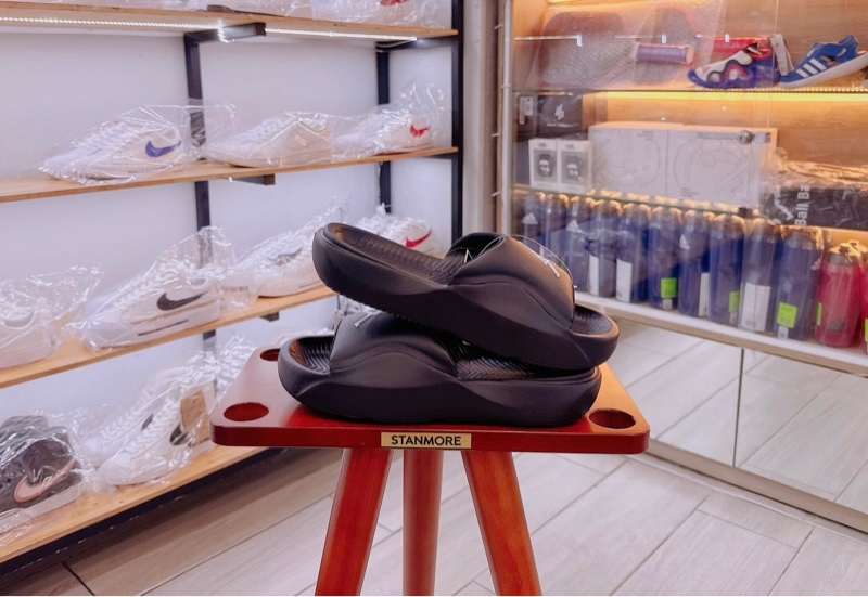 Dép Jordan chính hãng Franchise Black HF3263-001