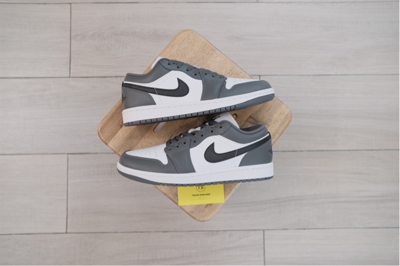 Giày Air Jordan 1 Low Dark Grey DC0774-102 M - 42
