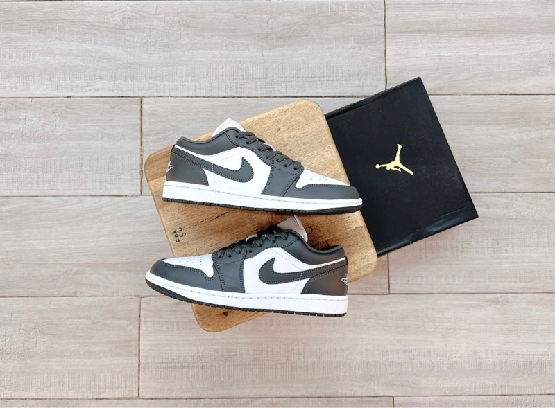 Giày Air Jordan 1 Low White Grey 553558-044 - 44