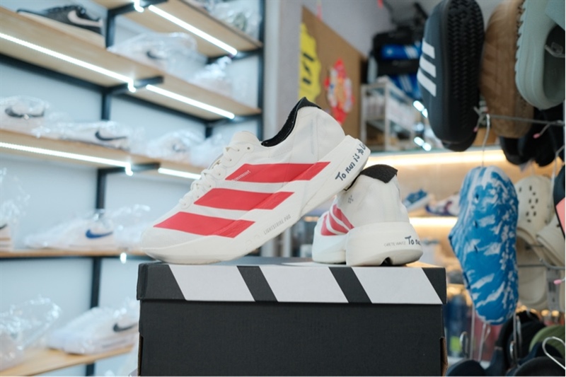 Giày chạy bộ Adidas Adizero Adios Pro 4 JR6363 Like new