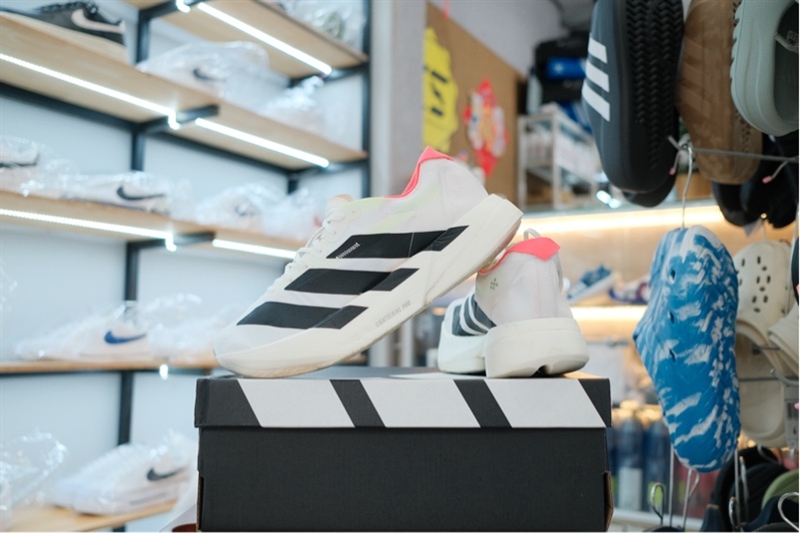 Giày chạy bộ Adidas Adizero Adios Pro 4 White JR1094 Like new