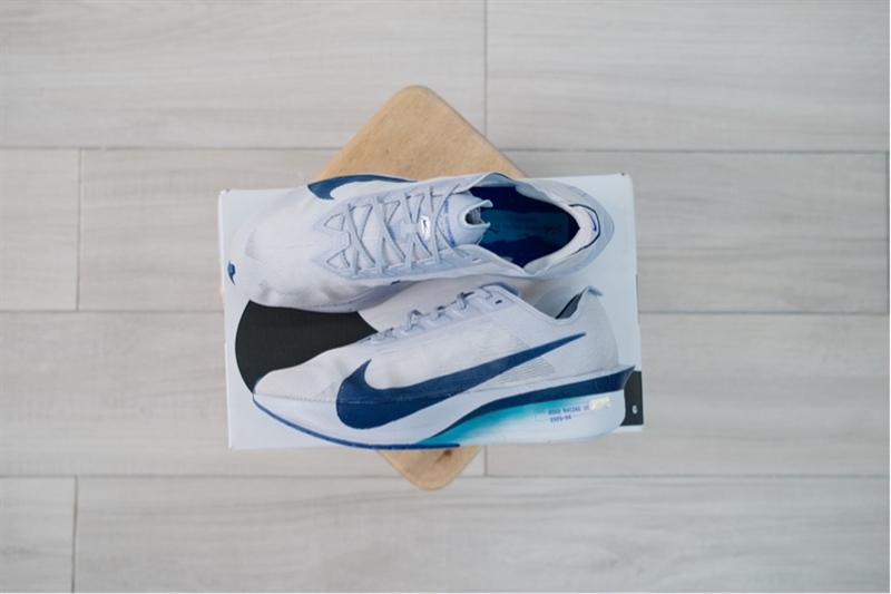 Giày chạy bộ Nike Vaporfly 4 Road Racing HF6414-001 Like new