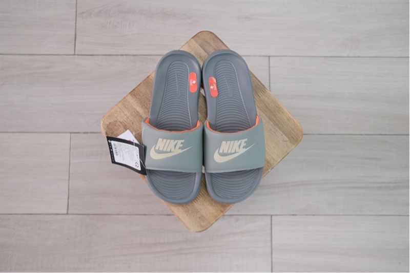 Dép Nike chính hãng Victori One Mica Green CN9675-301 - 42.5