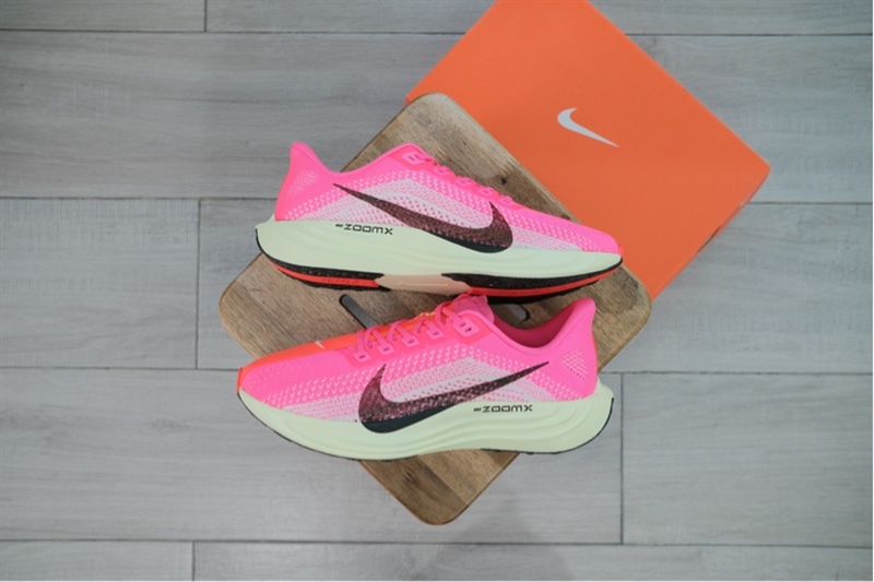 Giày Chạy bộ Nike Zoom Pegasus Plus Pink HC3032-600 - 42.5