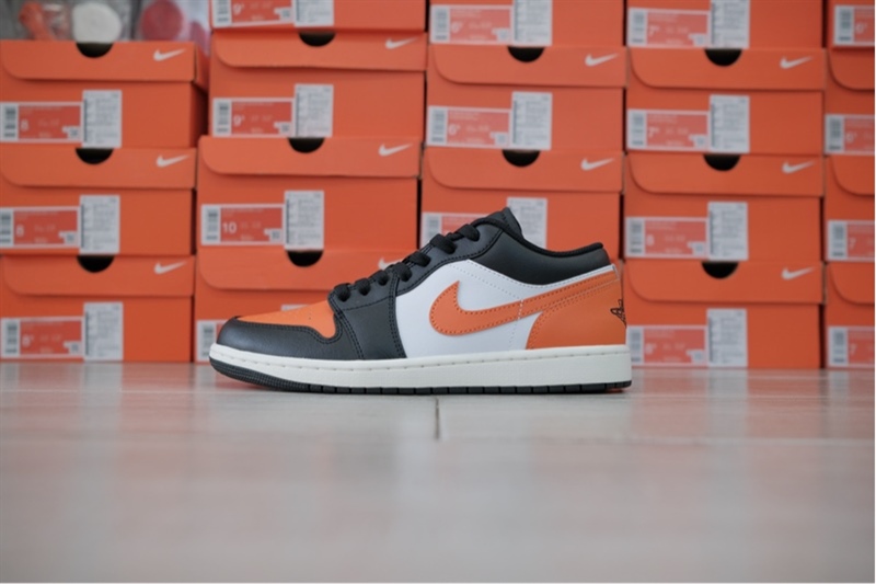 Giày Nike Air Jordan 1 Low Shattered Backboard SBB 553558-081