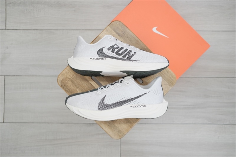 Giày chạy bộ Nike ZoomX Pegasus Plus Grey