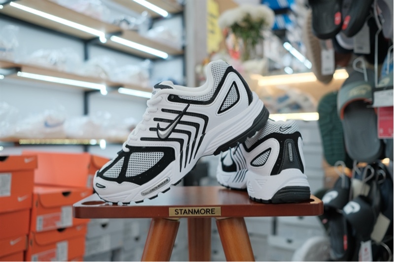 Giày Nike Air Pegasus 2005 White Black FJ1909-100