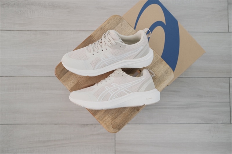 Giày thể thao Asics Gel Fun Walker Beige 1292A078-250