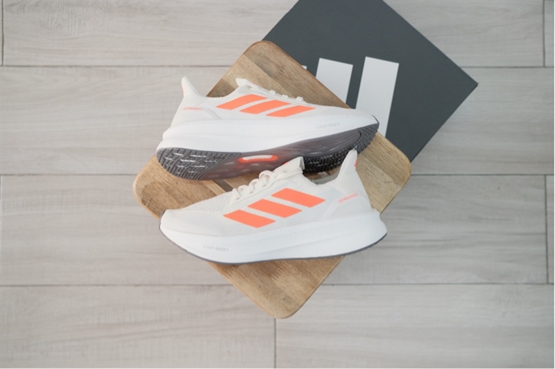 Giày chạy bộ Adidas Ultraboost 5X White Orange JH9038