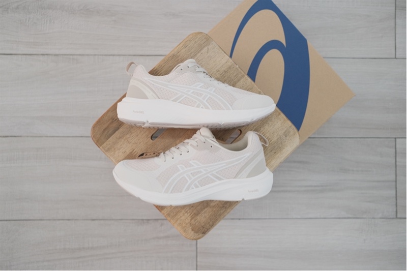 Giày thể thao Asics Gel Fun Walker Beige 1292A078-250
