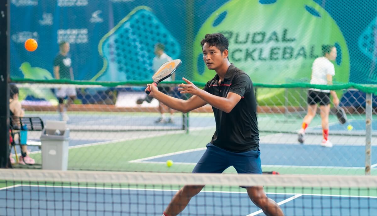 smash trong pickleball la gi huong dan ky thuat thoi diem tung ra cu dap ket lieu
