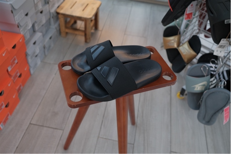 Dép Adidas chính hãng Adilette Shower Black JS2039