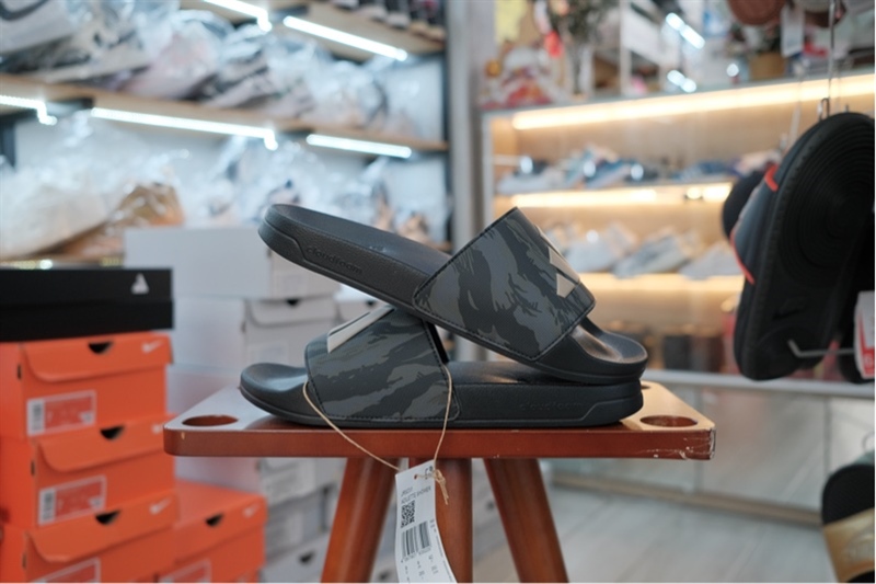 Dép Adidas chính hãng Adilette Shower Camo JR9231