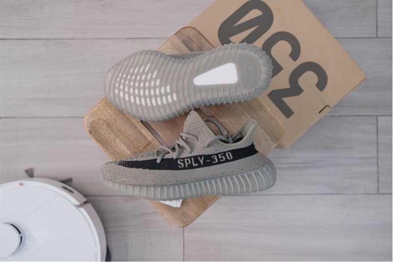 Giày Adidas Yeezy Boost 350 V2 Granite HQ2059