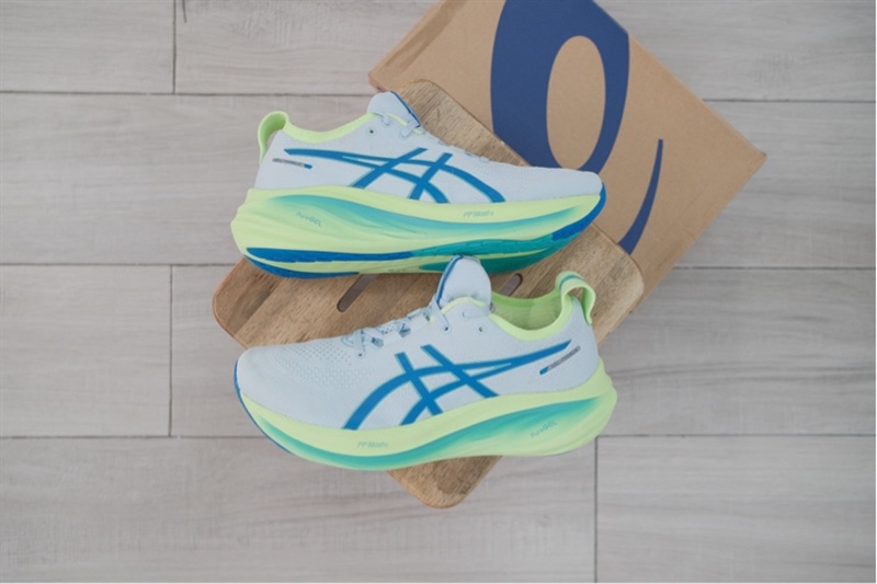 Giày chạy bộ Asics Gel Nimbus 26 Lite Show 1011B847-400 - 42.5