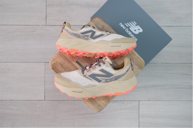 Giày chạy Trail New Balance Fresh Foam X Hierro V9 MHIER9NB - 43