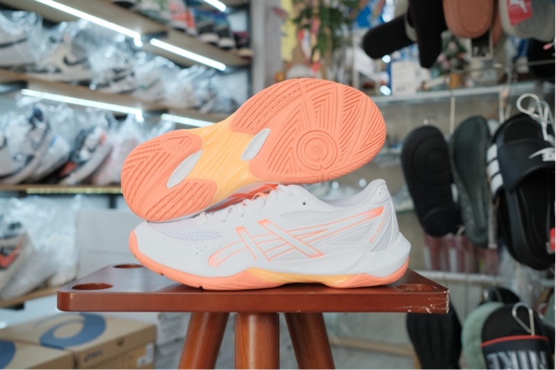 Giày Pickleball Cầu Lông Asics Gel Rocket 12 Orange 1072A119-100 Giày Pickleball Cầu Lông Asics Gel Rocket 12 Orange 1072A119-100