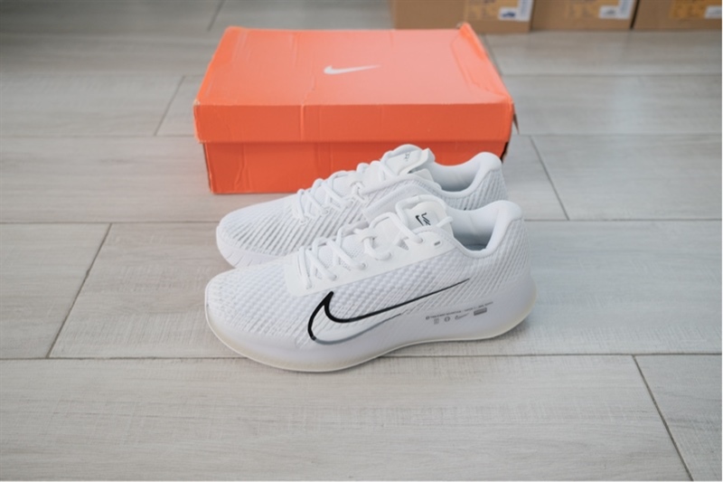 Giày Pickleball Tennis Nike Zoom Vapor 11 White Black DR6966-101