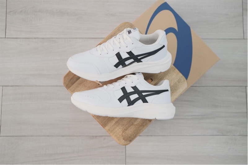 Giày thể thao Asics Gel Fun Walker White Black 1291A065