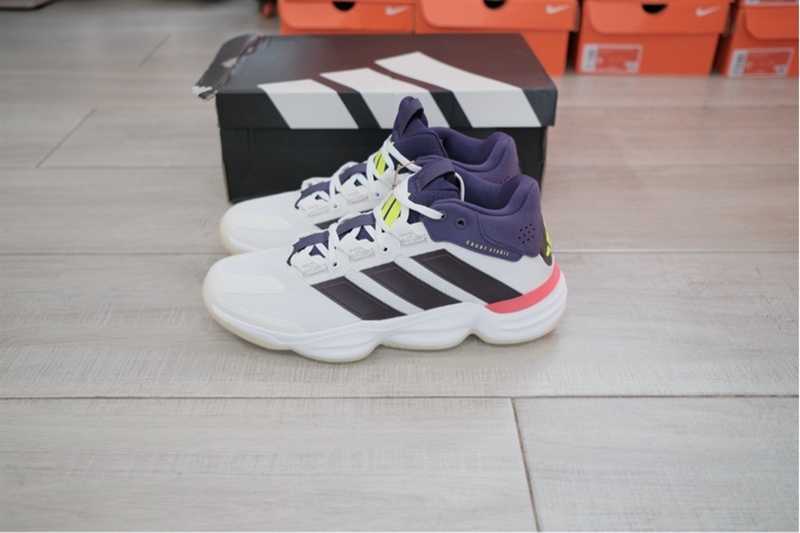 Giày thể thao Indoor Adidas Courtstabil White JH5163