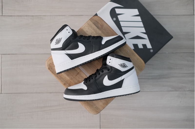 Giày Nike Air Jordan 1 High OG White Black FD1437-010