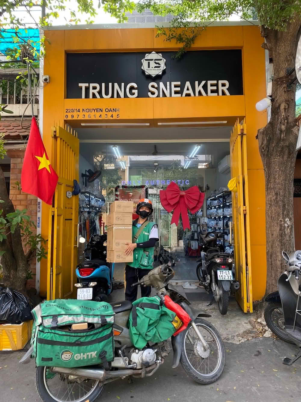 top 10 dia diem mua giay pickleball uy tin 2