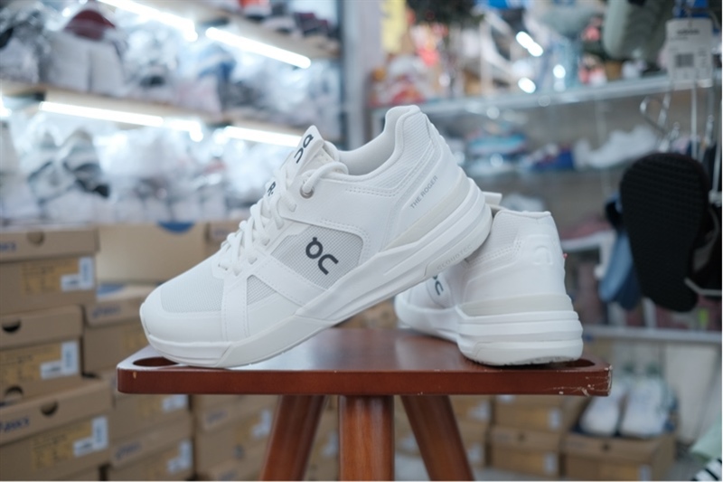 Giày Pickleball Tennis On The Roger Clubhouse Pro White 3WD30050202