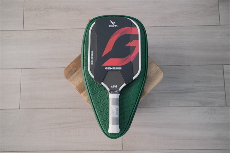 Vợt Pickleball Kamito Genesis Đỏ Trắng 16mm KMVPK260615 Vợt Pickleball Kamito Genesis Đỏ Trắng 16mm KMVPK260615