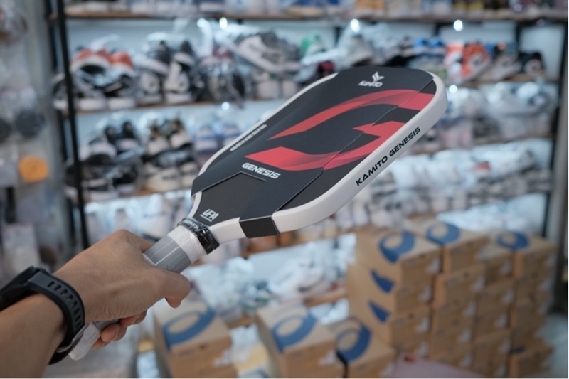 Vợt Pickleball Kamito Genesis Đỏ Trắng 16mm KMVPK260615 Vợt Pickleball Kamito Genesis Đỏ Trắng 16mm KMVPK260615