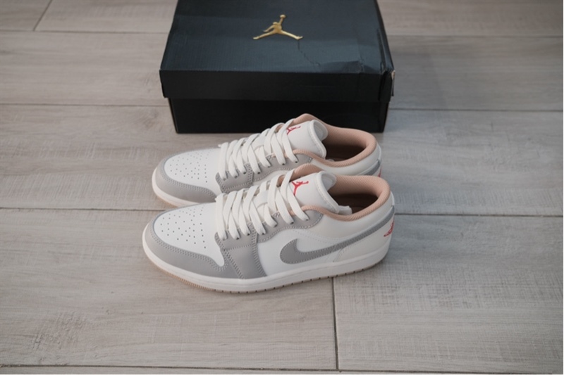 Giày Nike Air Jordan 1 Low Sail Grey Red 553558-169 Giày Nike Air Jordan 1 Low Sail Grey Red 553558-169