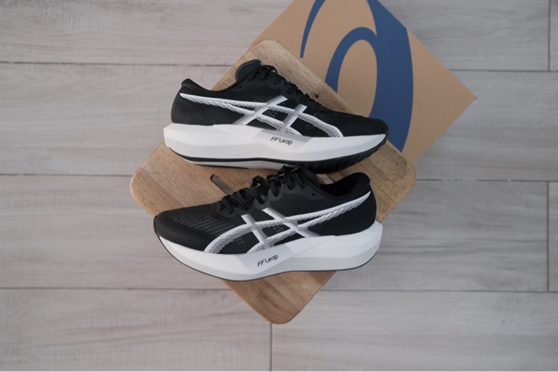 Giày chạy bộ Asics Magic Speed 5 Black 1013A183-001