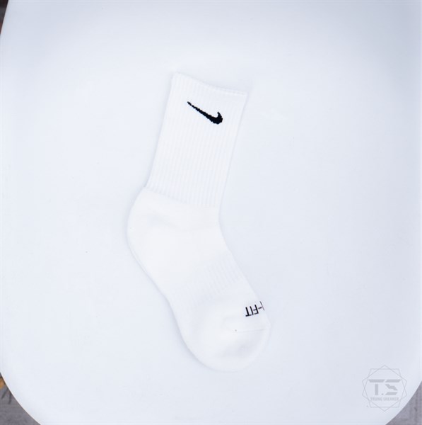 Vớ Nike Drifit High Trắng