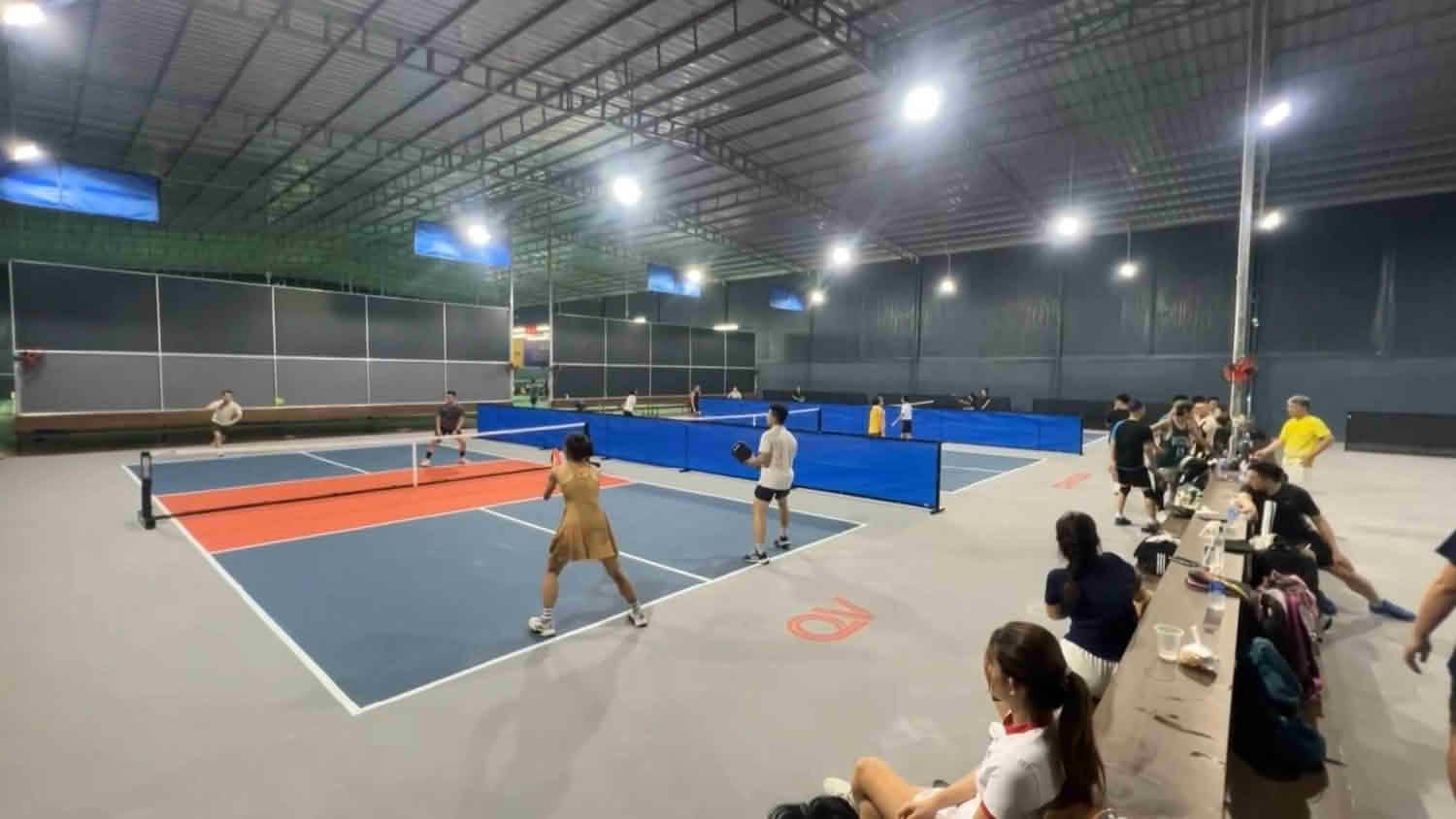 Top 10 Sân Pickleball Quận 7 Giá Rẻ, Đẹp Nhất (Cập Nhật 2026) 6 san pickleball qvbadminton 3 172